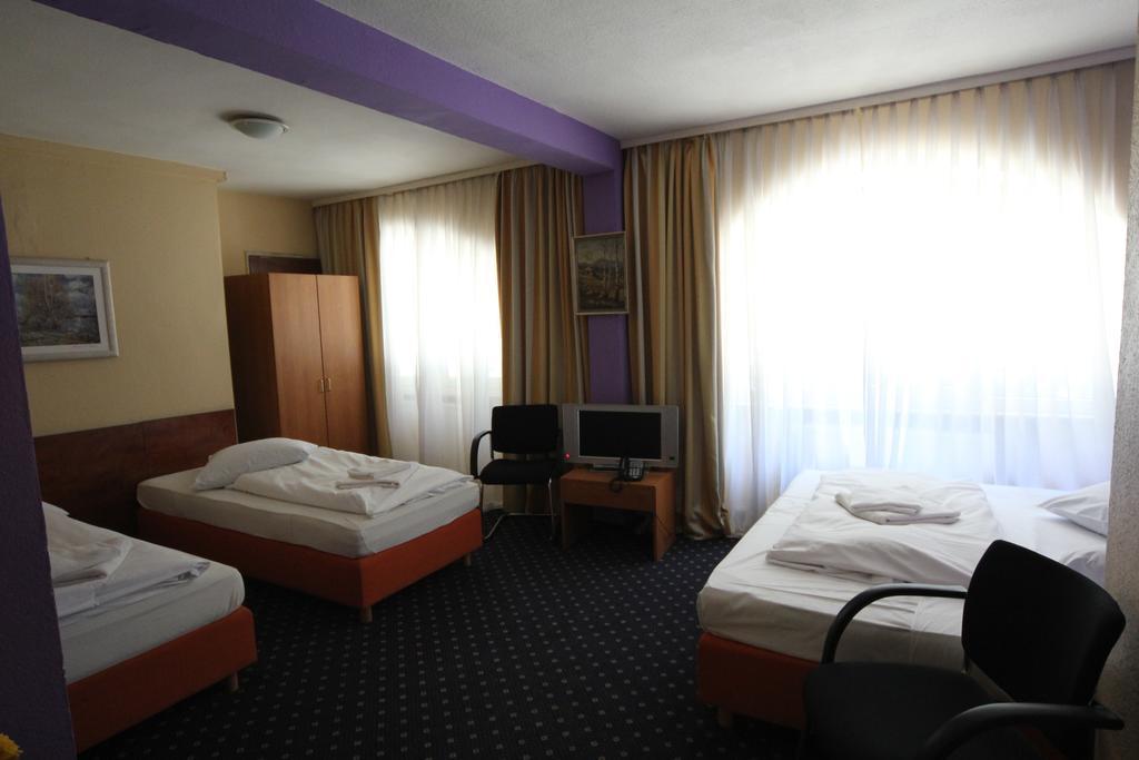 Carlton Hotel Frankfurt am Main Exterior foto