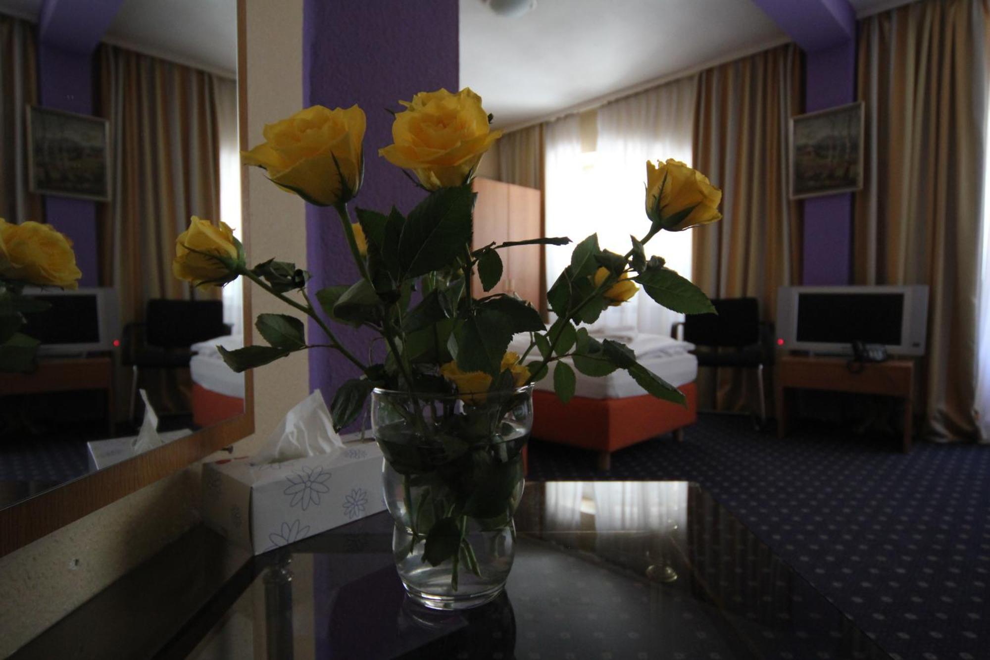 Carlton Hotel Frankfurt am Main Exterior foto