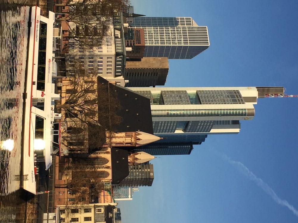 Carlton Hotel Frankfurt am Main Exterior foto